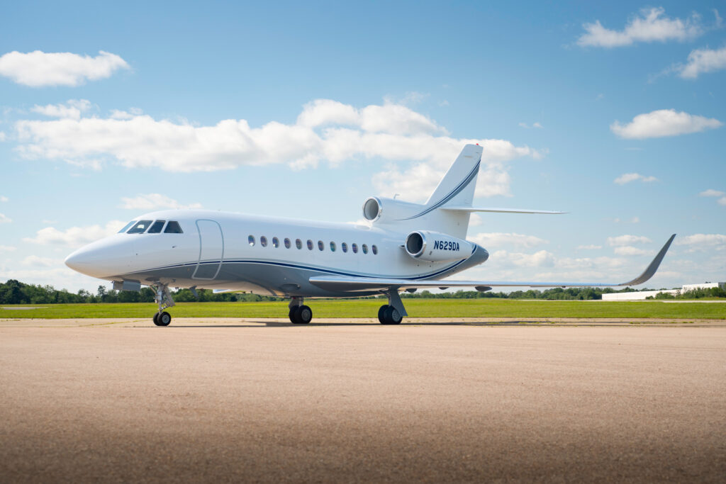 Dassault Falcon 900EZ EASy private jet for sale dallas texas falcon jet broker for sale