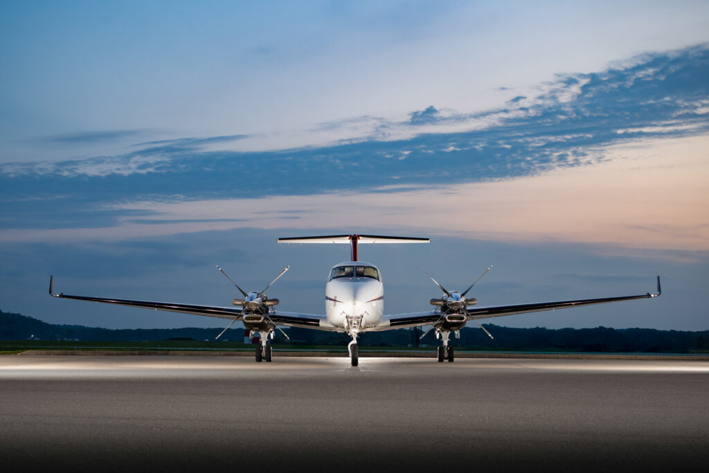 King Air 350i For Sale Dallas Texas Mente Group Private Jet Sales